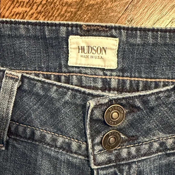 Hudson Jeans Flare in Medium Blue - Picture 2 of 4